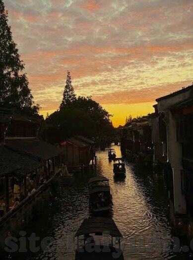 精灵大夜战九游版下载-精灵大夜战九游版，唤醒你的冒险欲望